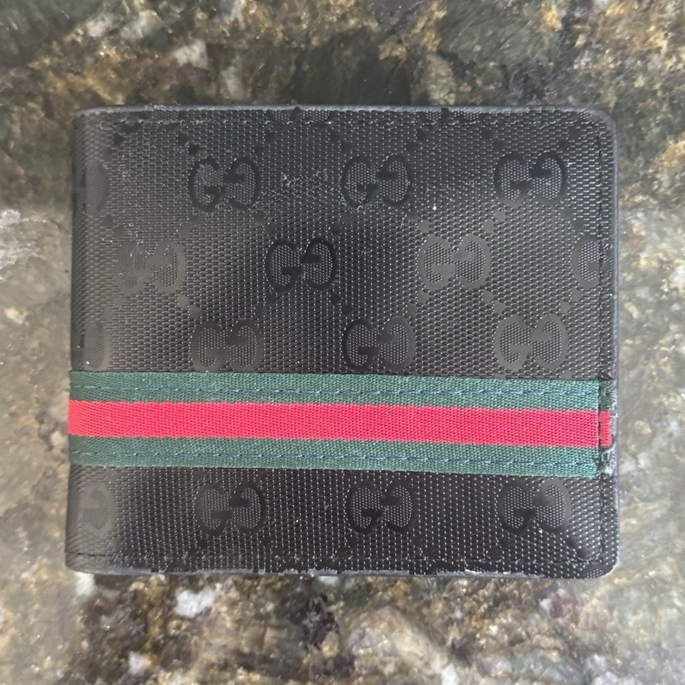 Gucci Black Bifold Wallet Logo Stripe Men's Designer Accessory