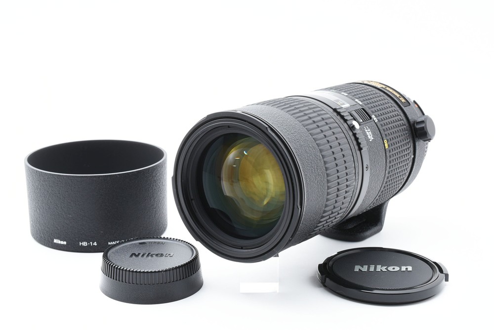 Nikon AF Micro 70-180mm f/4.5-5.6 D ED Zoom Macro Lens in Mint Condition