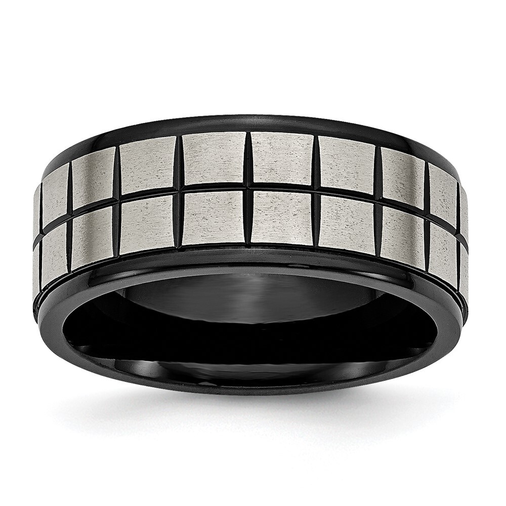 Titanium Brushed Center Black IP-plated 9mm Band Ring Size 11