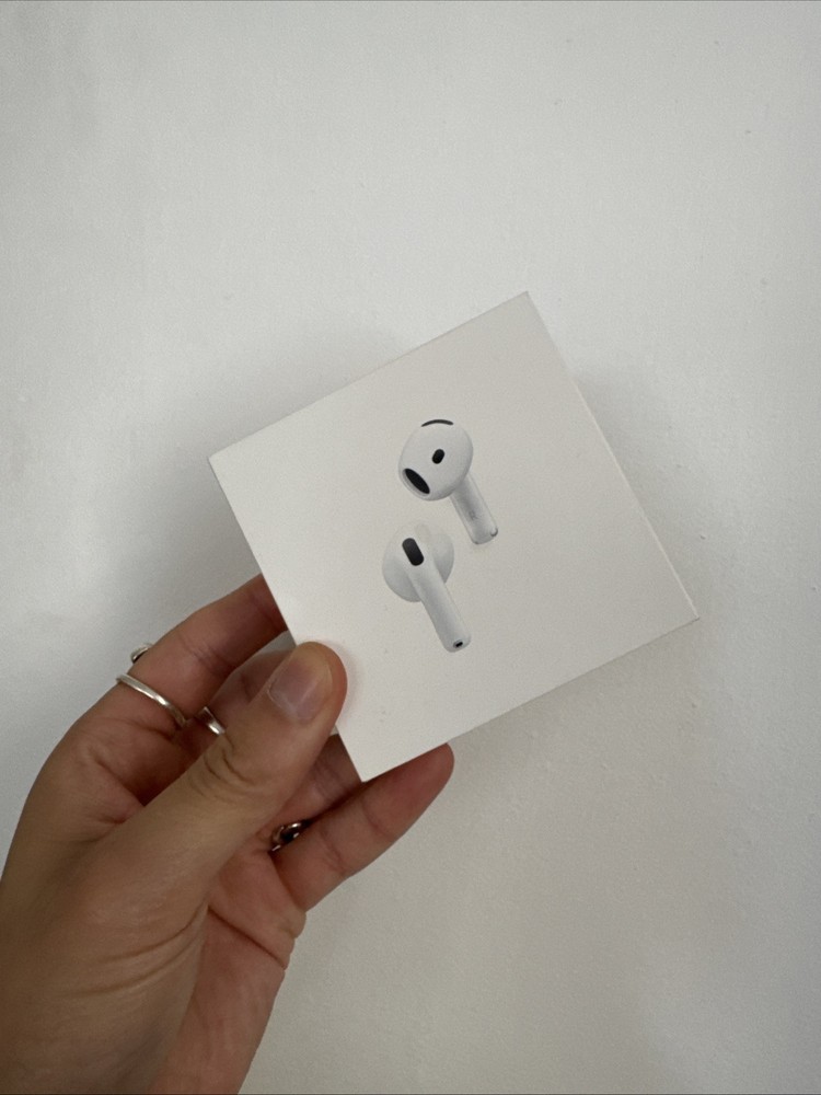 Apple AirPods 4 with ANC MXP93ZA/A in White - Wireless Earbuds
