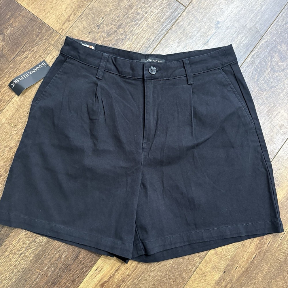 Banana Republic Women’s Black Pleated Front High Waisted Shorts 90s Vibes Size 8
