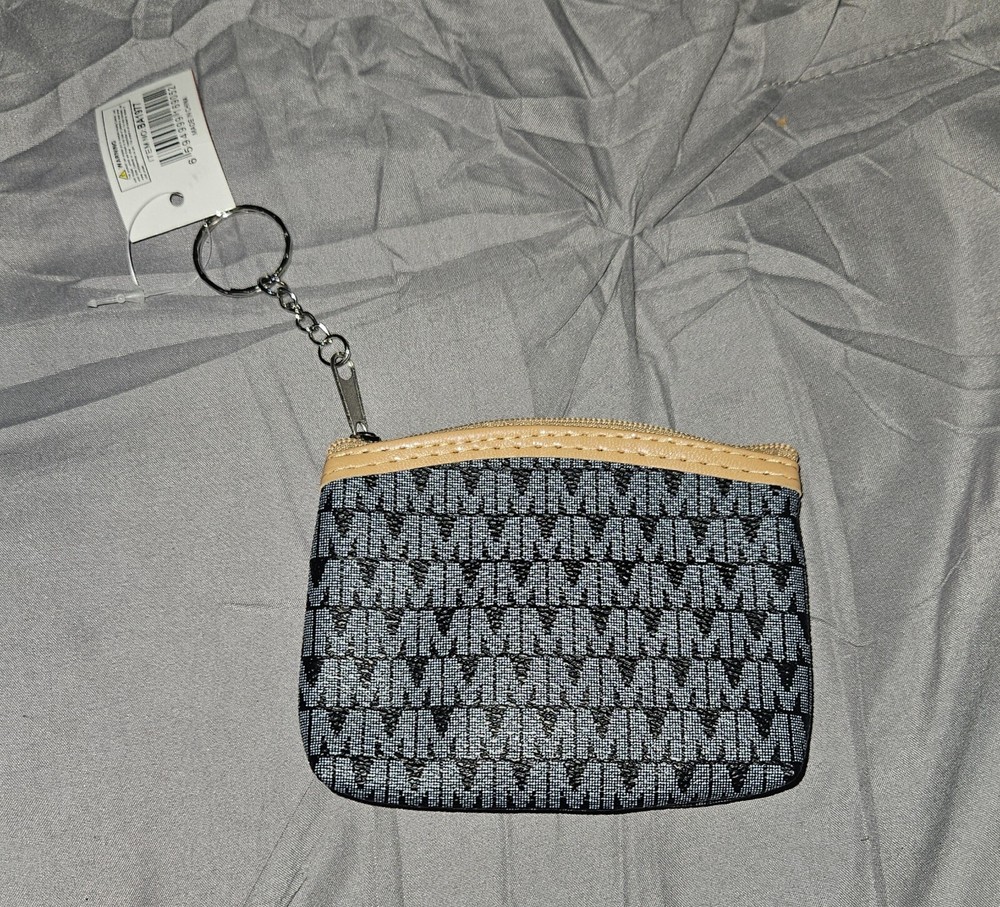 Black Coin Purse With Keychain NWT  One Size