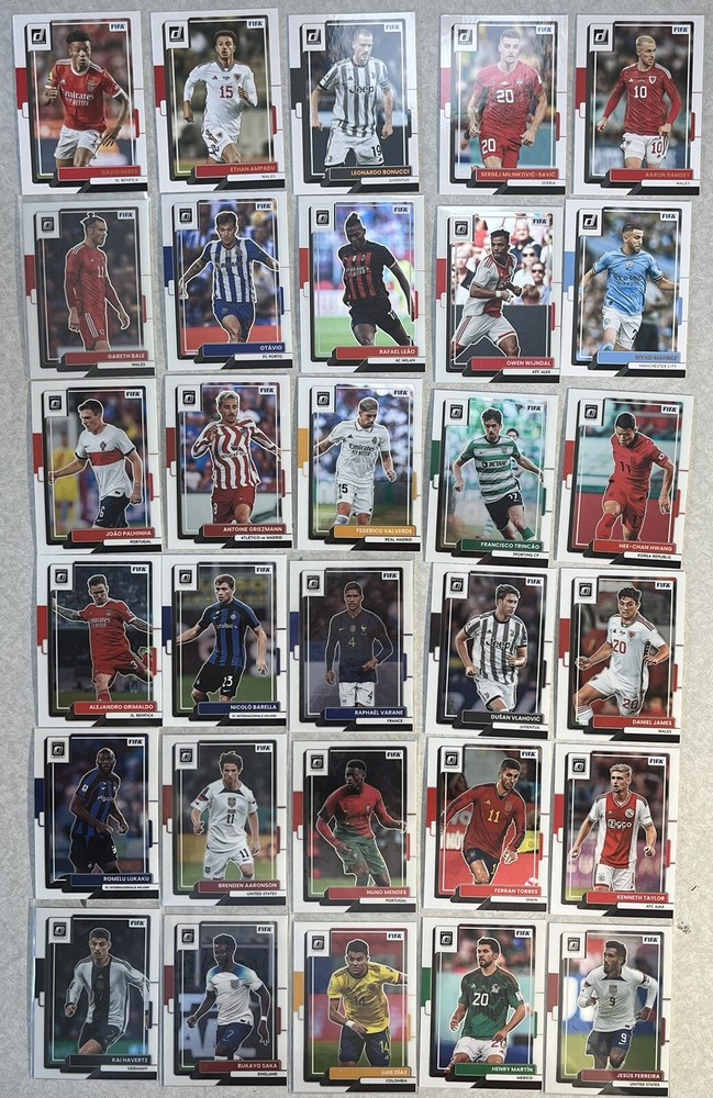 2023-24 Panini Donruss 30 Base & Optic Soccer FIFA Trading Cards Bundle