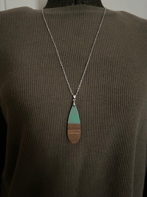 Paparazzi Going Overboard Green Necklace W/Matching Earrings