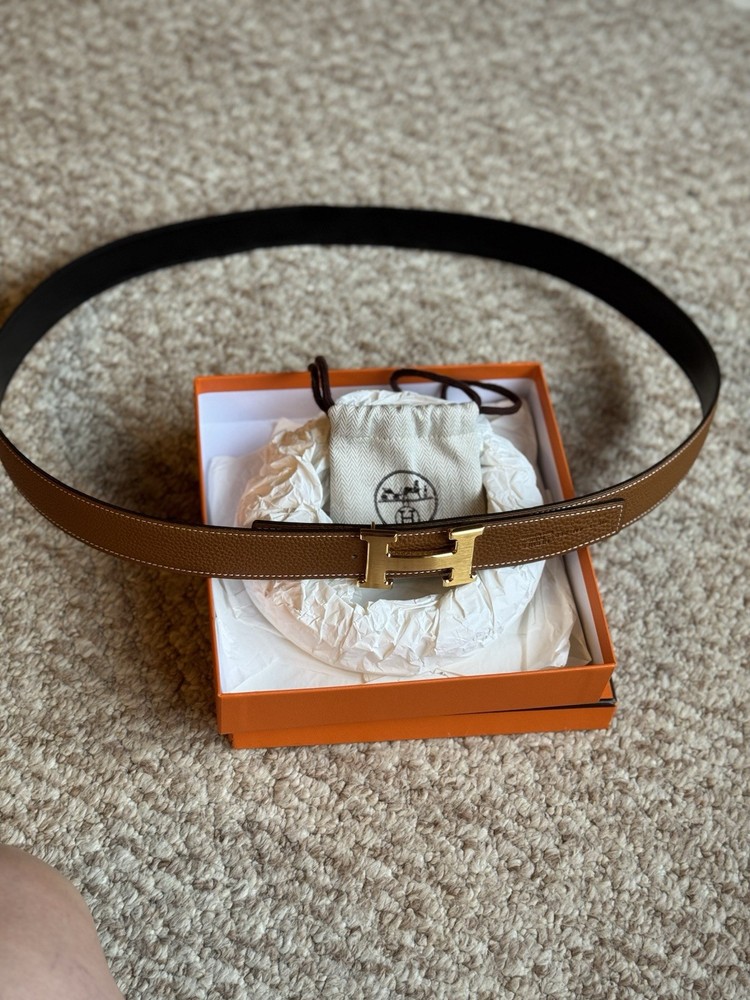 Hermes 44mm reversible leather belt with buckle