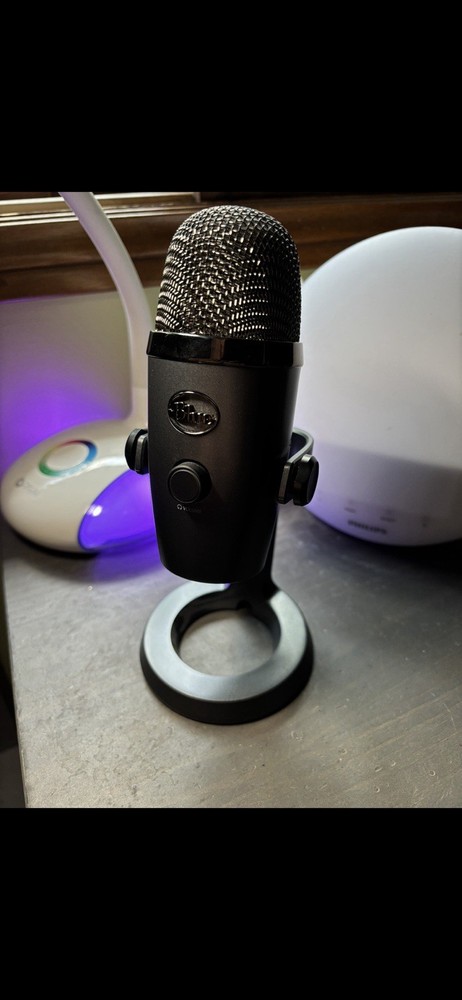 Blue Yeti Nano USB Microphone Blackout Edition - Gently Used - Like New