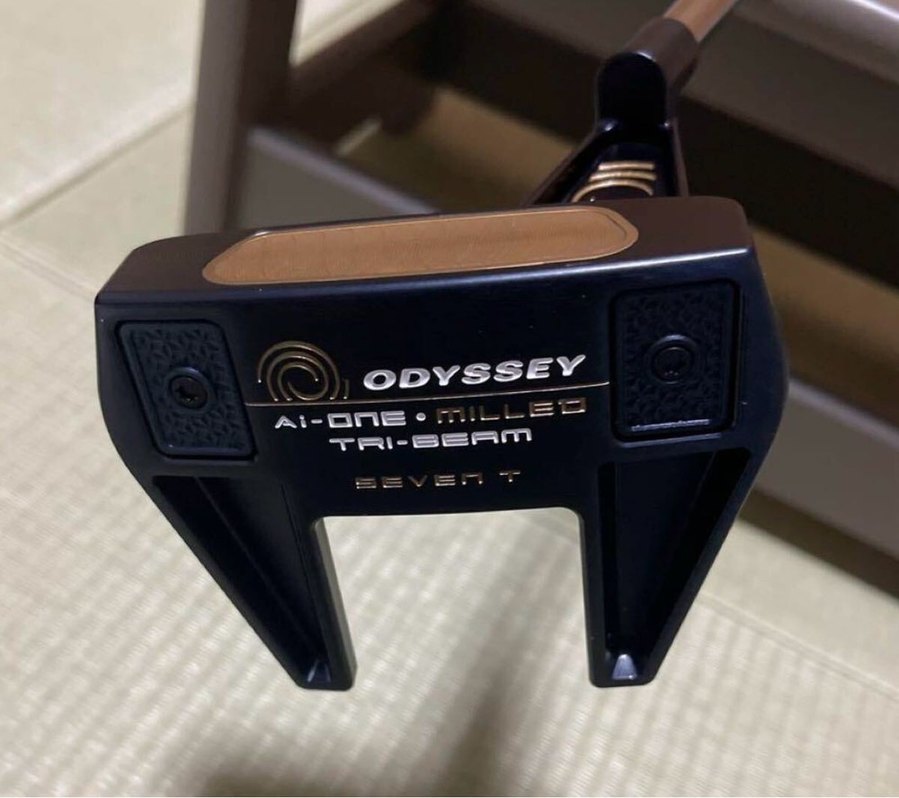 Odyssey 34 AI One Milled Tri Beam Seven T Putter for Precision Putting