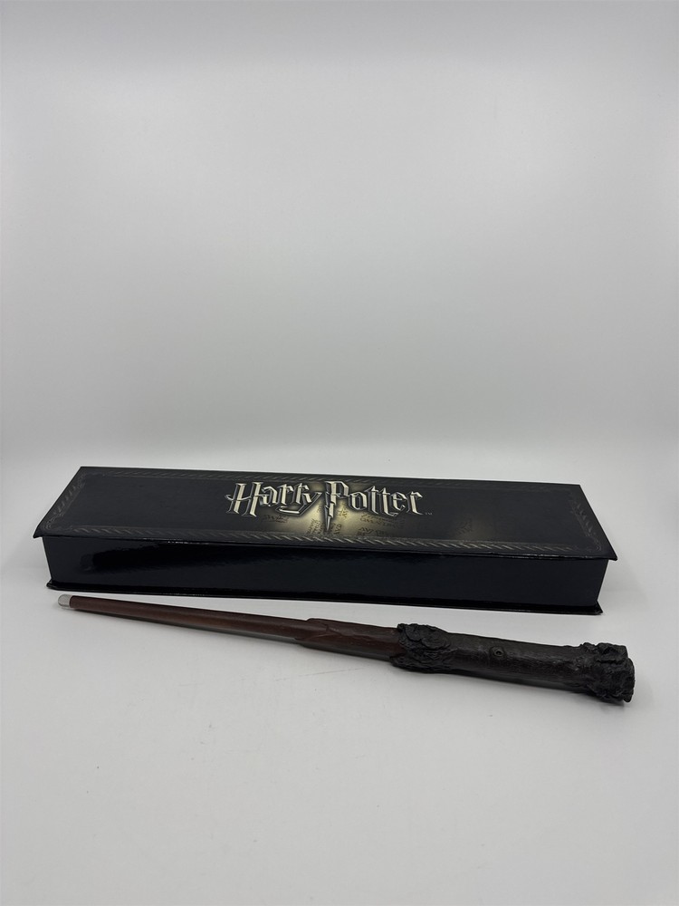 Harry Potter Light-Up Wand by The Noble Collection - Magical Replica