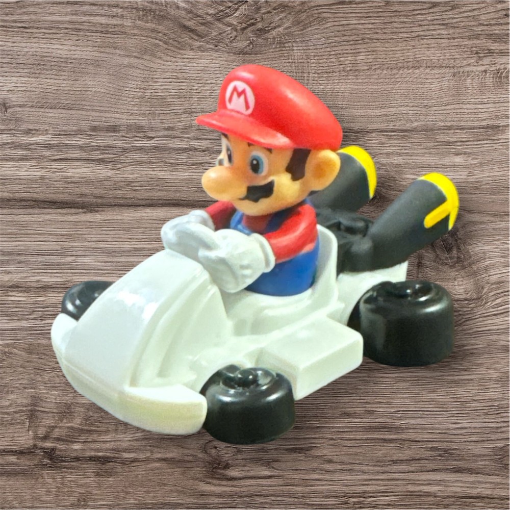 MARIO McDonald’s 2024 Happy Meal Toy Racing Super Mario Kart