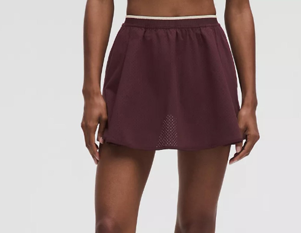 Lulmon Perforated Tennis Skirt Size 6 Goodnight Plum NWT Narrow Waistband