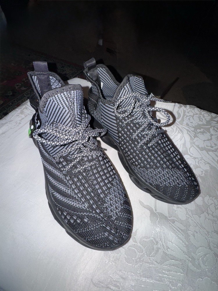 Air Spring Max Men’s Woven Running Shoes Size 7 New With Tags