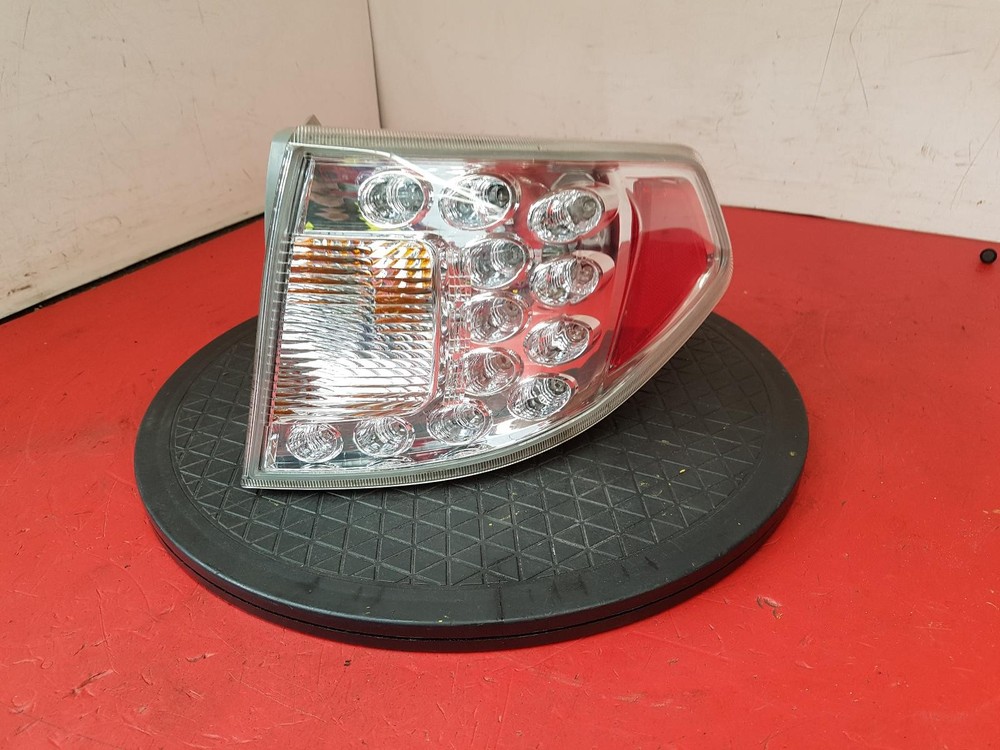 SUBARU IMPREZA TAIL LIGHT DRIVER SIDE OFFSIDE RH 2009 5 DOOR HATCH