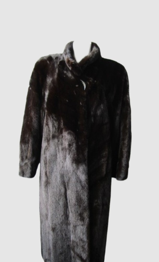 Women's Sz 6  Dark Ranch Mink Fur Coat  Mint+ Woman