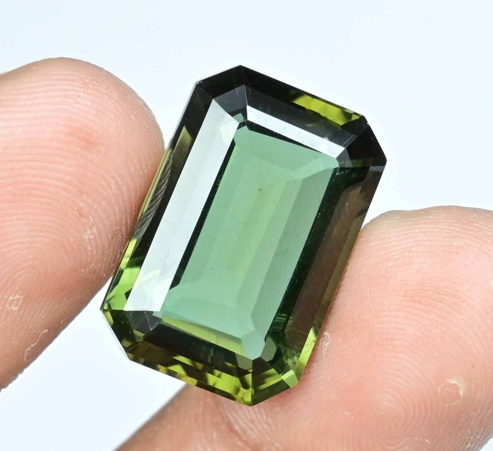 25.05 Ct Natural Greenish Moldavite Emerald Certified Stunning Rare Gemstone