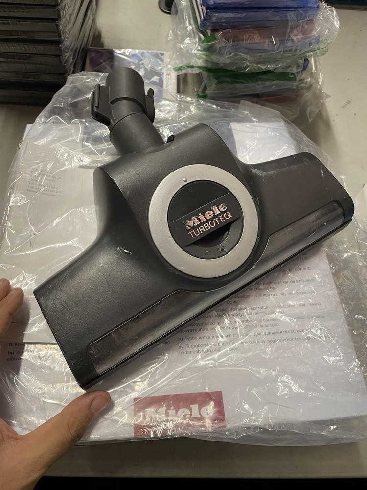 Miele Original TurboTeQ Turbo Brush STB 305-3 Attachable Floorhead USED