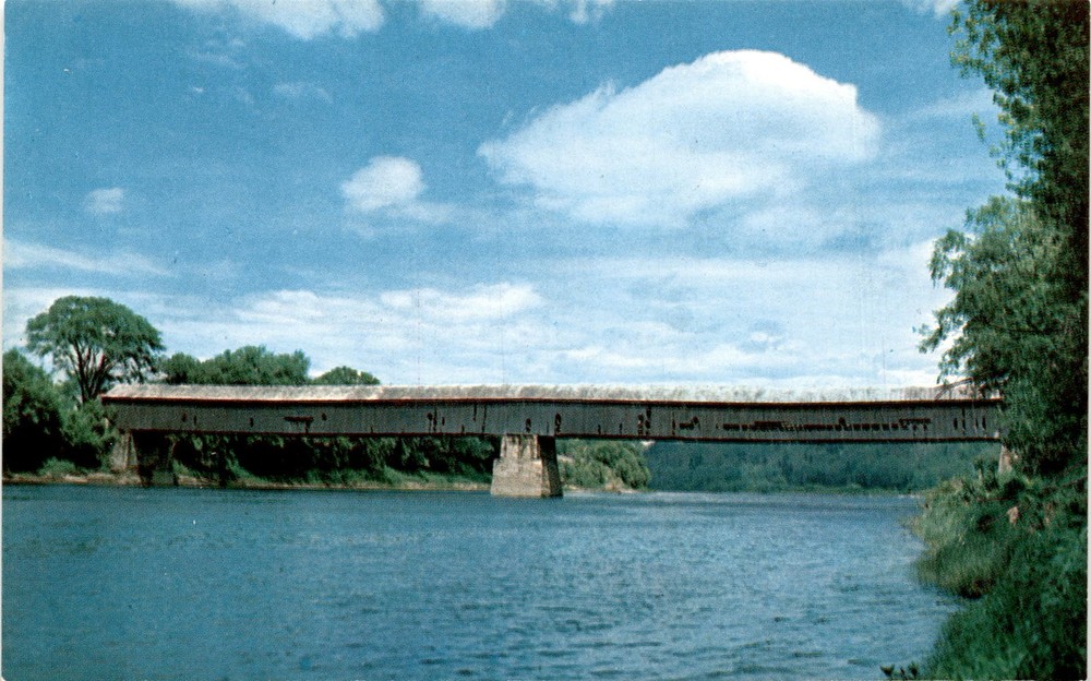 Don Sieburg & Co., Inc., New London, N. H., COLOURPICTURE Postcard