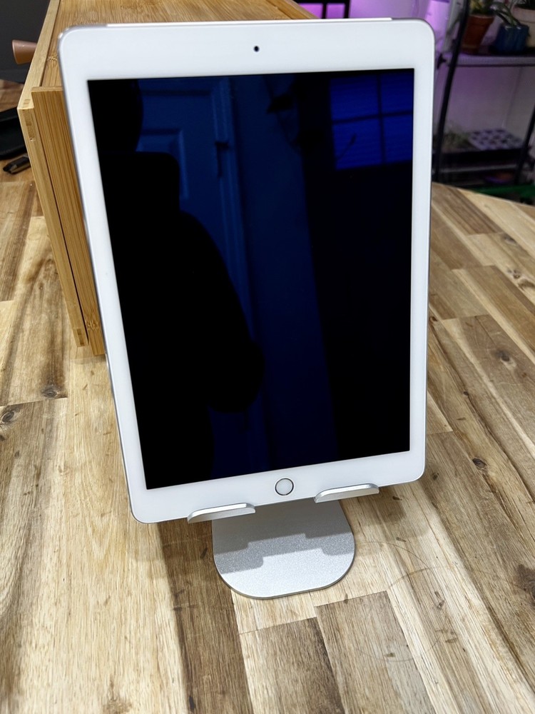 Apple iPad Air 2 A1567 MH2U2LL/A 16GB Wi-Fi + Cellular Excellent Condition