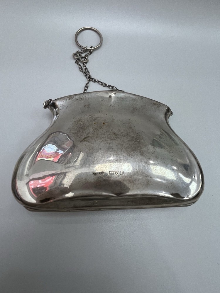 Sterling Silver Antique Small Purse: Marked T & S Chester