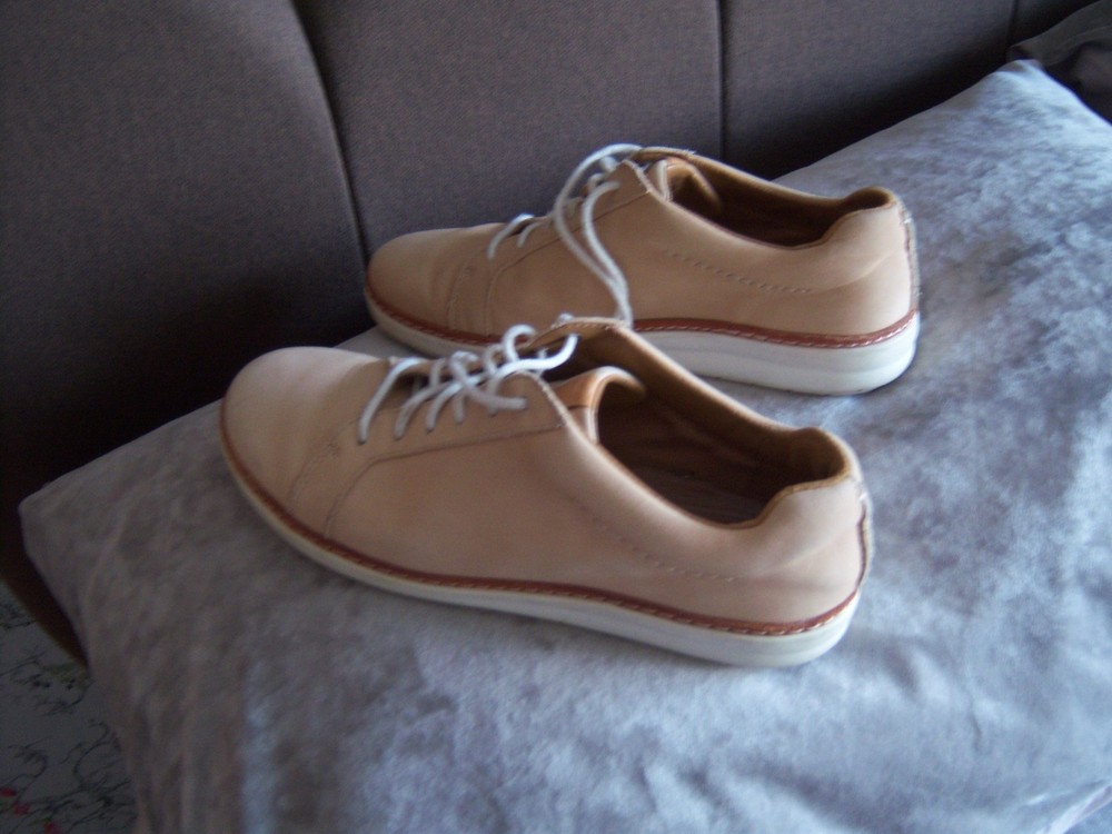 Clarks Leather Shoes  Comfort Cushion Plus with Gait Mapping 7 Beige