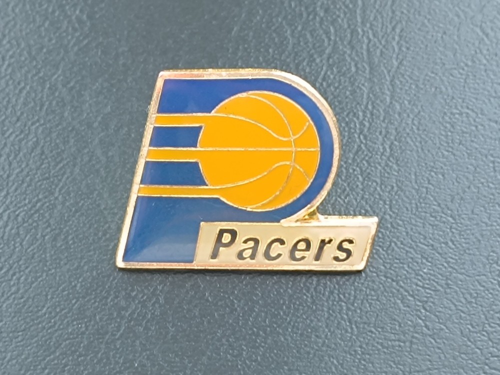Badge. ndiana Pacers Pin NBA Basketball  USA ( №361 )