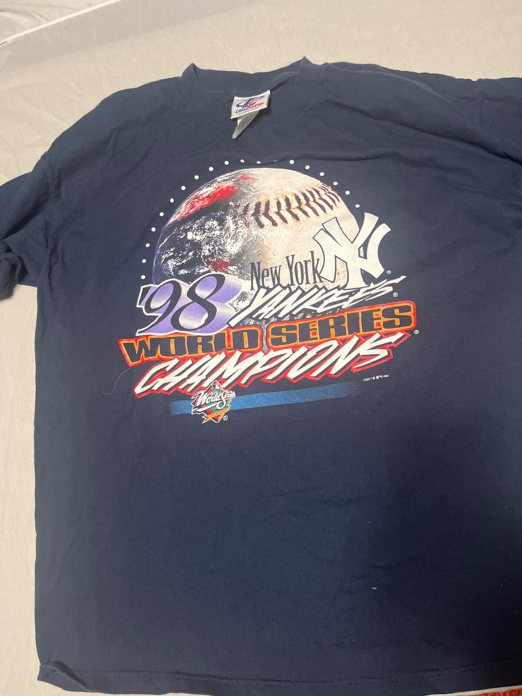 VTG NY Yankees Logo Athletic T Shirt Size XL Blue Navy