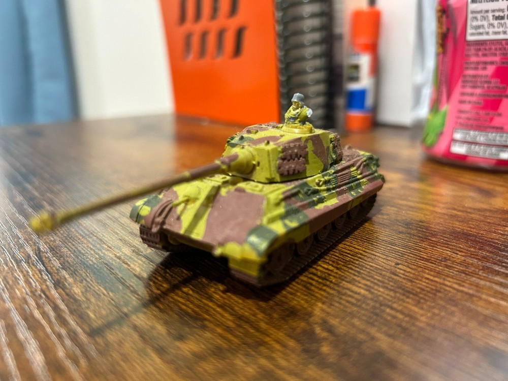 3D printed tank with hand-painted details for a realistic finish