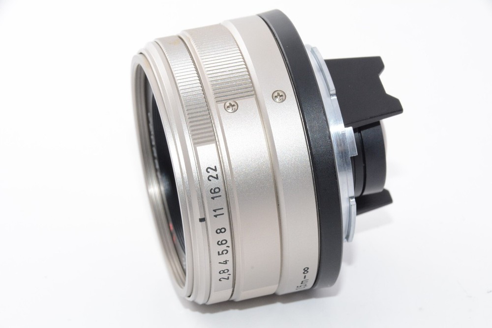 Contax Biogon 28mm f2.8 T Lens for G1 G2 Japan m9941 Excellent