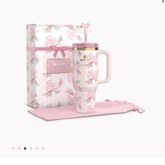 The Stanley LoveShackFancy Holiday Quencher | 40 OZ Rosa Beaux Pink