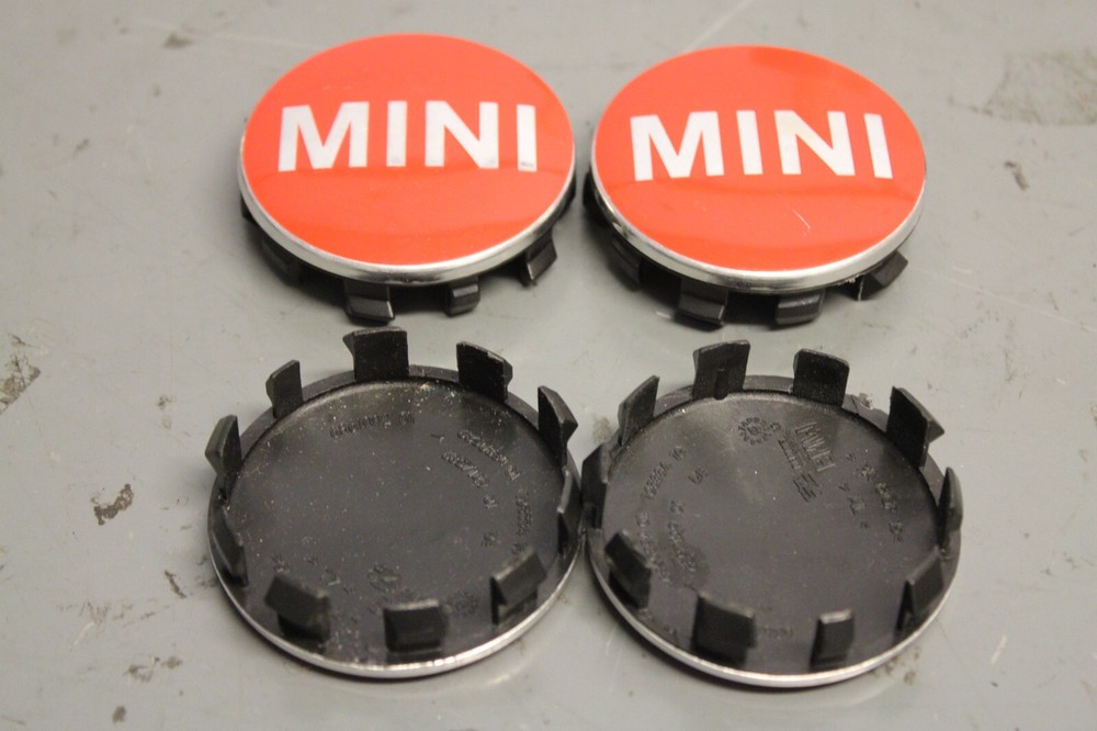Mini Cooper F56 F54 Wheel Center Hub Emblem Cap Cover RED Used Hubcap Replacement for Mini Cooper Models F56 and F54