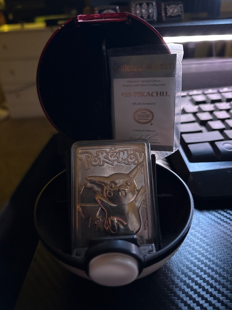 1999 Pokemon Pikachu 23k Gold Plated Trading Card #25 Includes Certificate