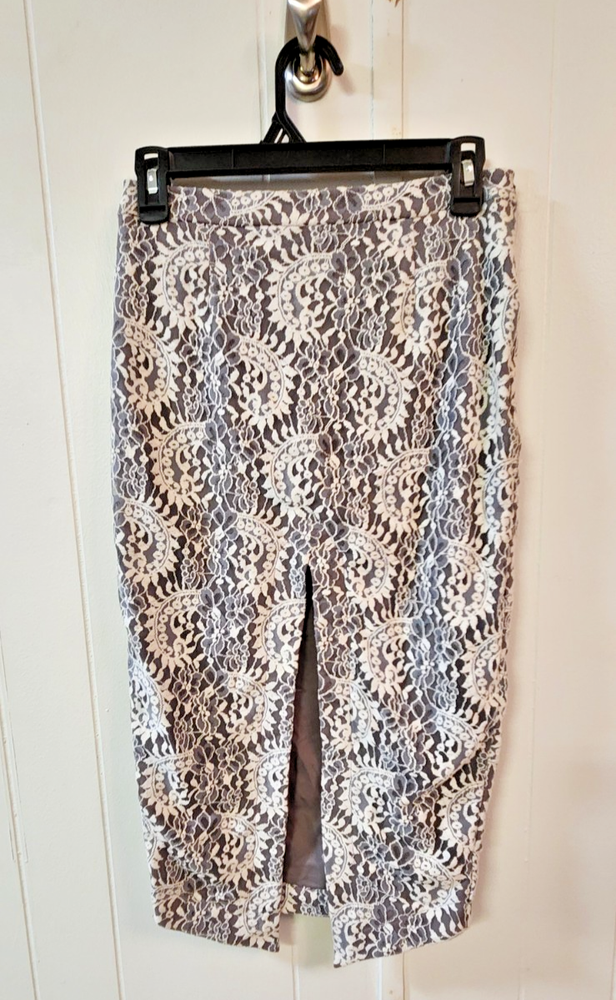 Elliatt Pencil Skirt Size S Gray White Lace Front Slit Small Knee