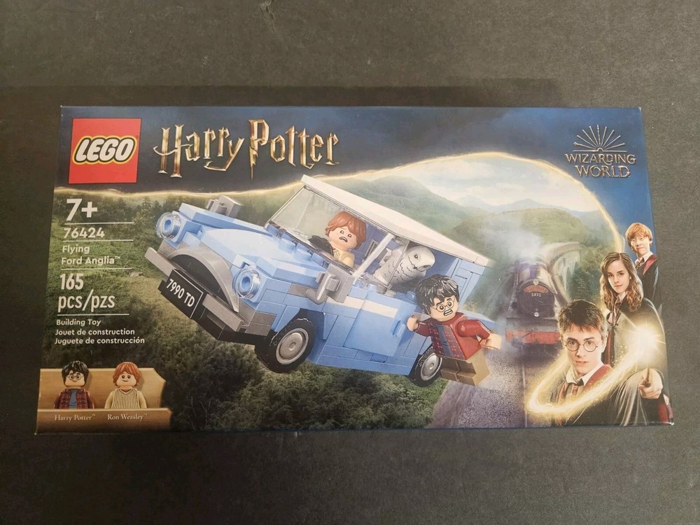 LEGO Harry Potter Flying Ford Anglia Car 76424 Building Set  