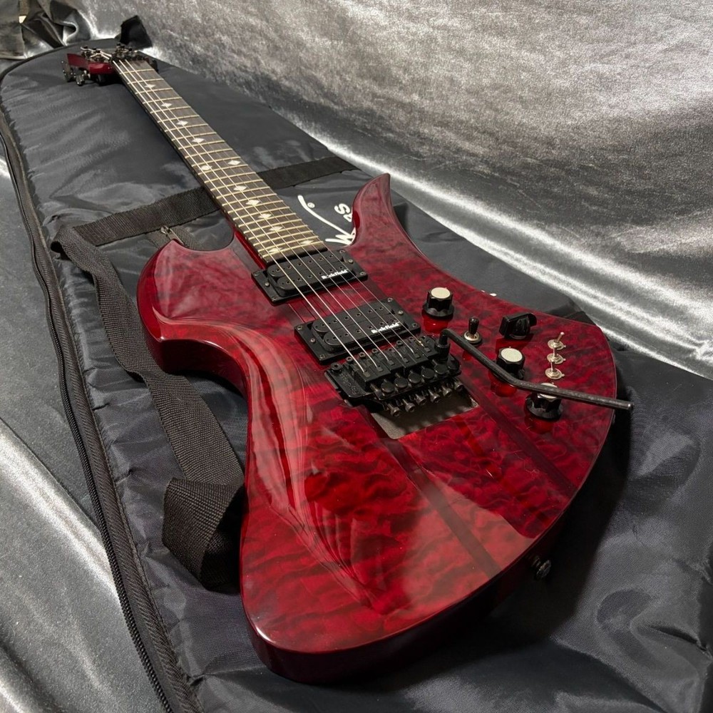 B.C.Rich Mockingbird St Through Neck Ebony Fingerboard Quilted Maple Coil Tap Ph