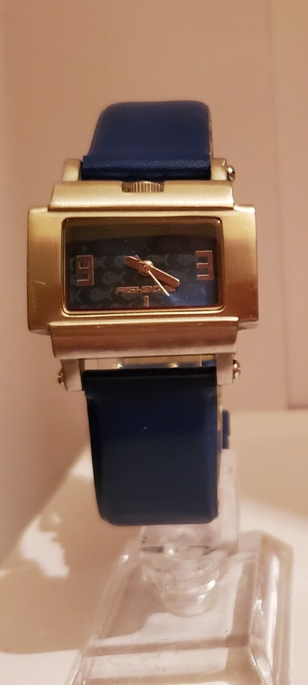 Sleek Unisex Fishbone Watch with Blue Faux Leather Band