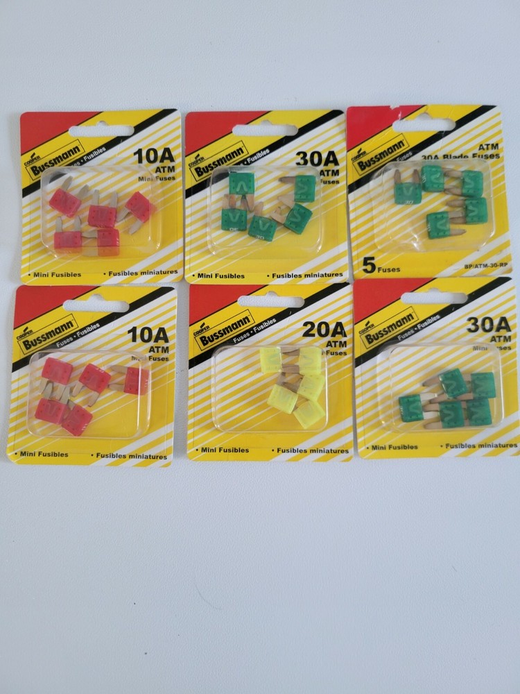Assorted 12V Mini Blade Fuses (See Photos)
