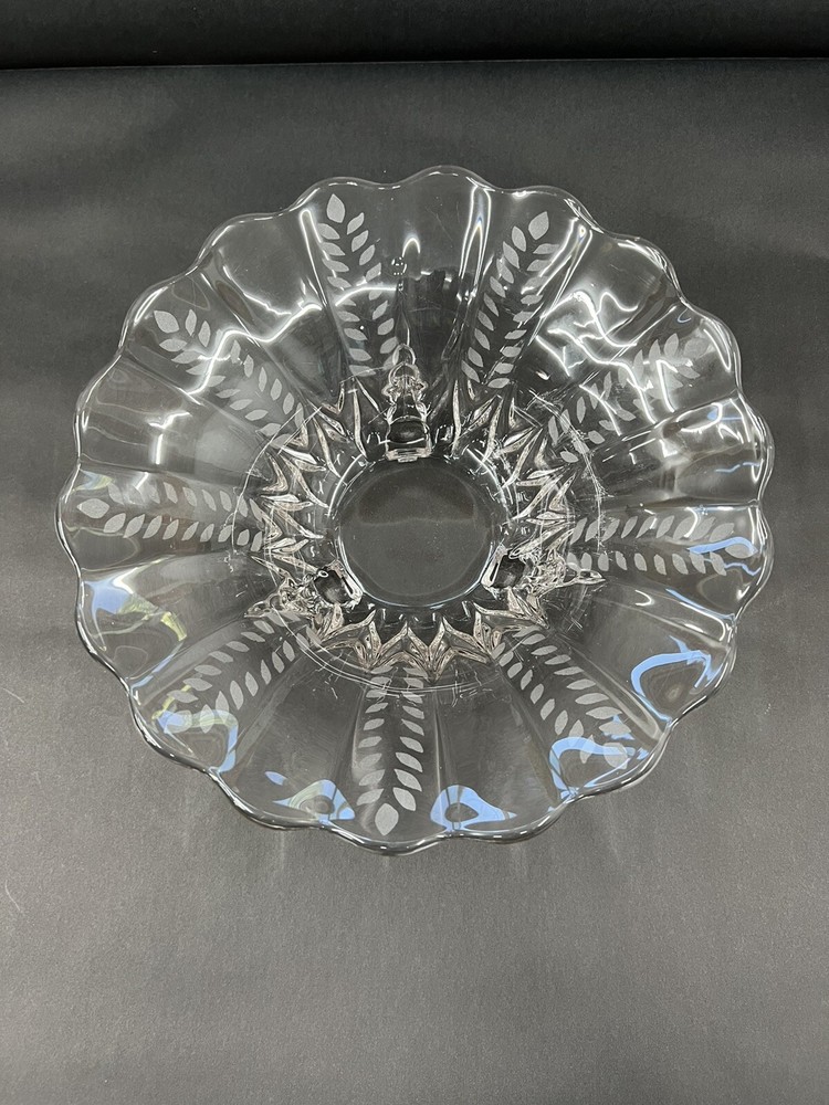 Fostoria Victorian Lady Three Footed Acid Etched Glass Serving Bowl Pink