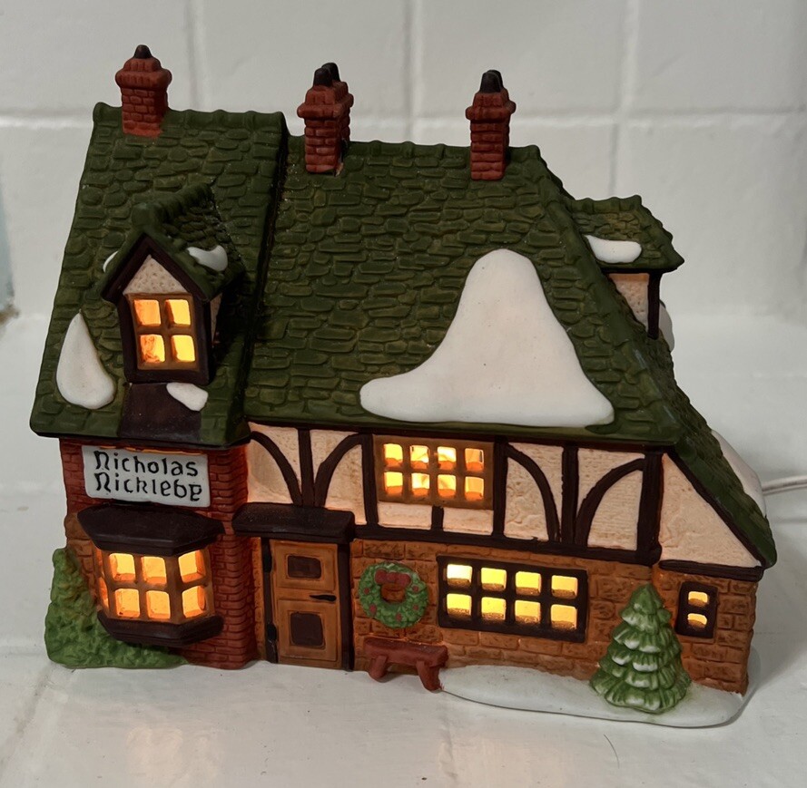 Dept 56 Dickens Village Nicholas Nickleby Cottage 59250 1988 Retired 1991 No Box
