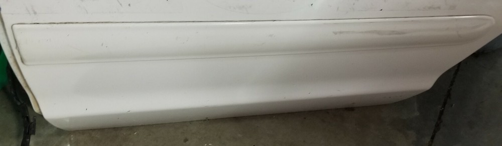 CROWN VIC 2008 Door Moulding,Left Rear door 2006 2007