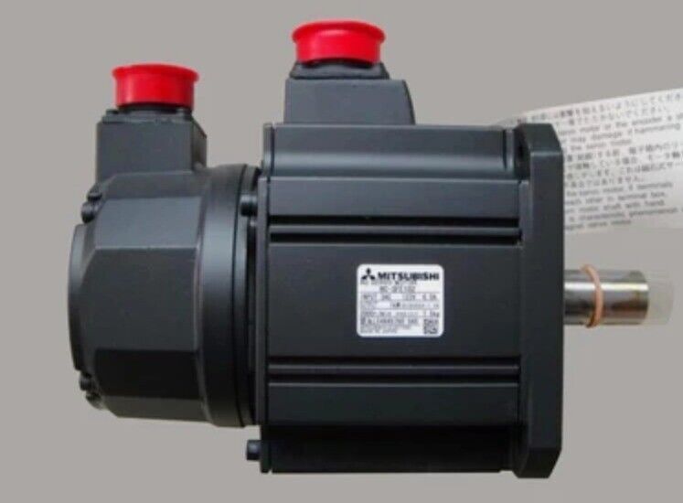 MITSUBUSHI HC-SFE102B AC SERVO MOTOR HCSFE102B New In Box Expedited Shipping #A6