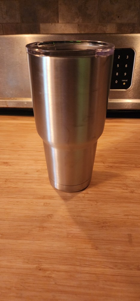 ** Ozark Trail 32 oz Stainless Steel Tumbler Silver