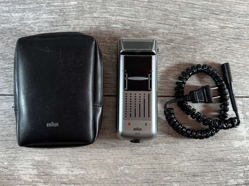 Braun Flex Integral 6520 Silver Rechargeable Wet & Dry Electric Shaver w/Case