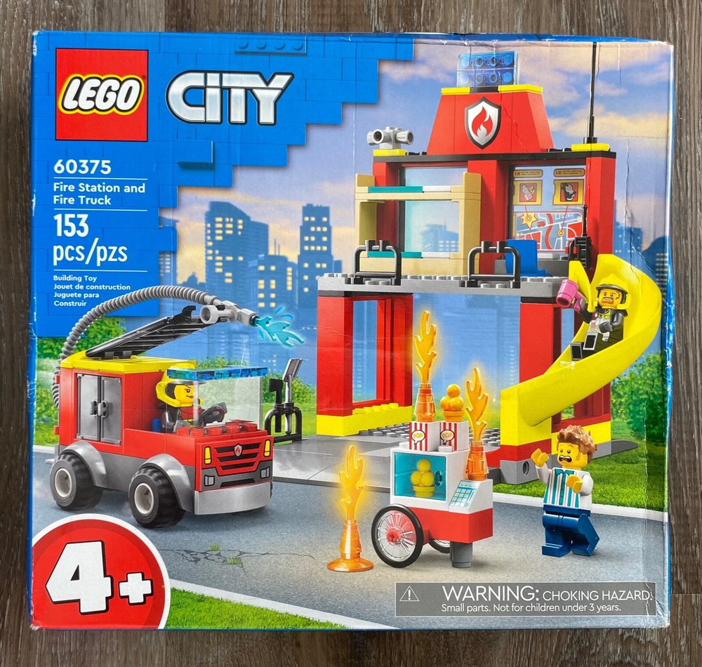 LEGO CITY Fire Station & Fire Engine 60375 153pcs New with Box Damage  