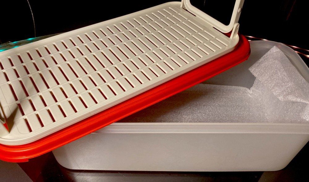 USA NOS Tupperware ModMates #1718 Produce Keeper /FoodStorage Containers/w Tray