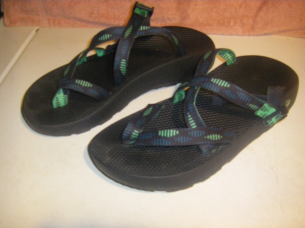 Chaco Z/Cloud  Men's Size 12  Beach Outdoor Sport Strappy Sandals