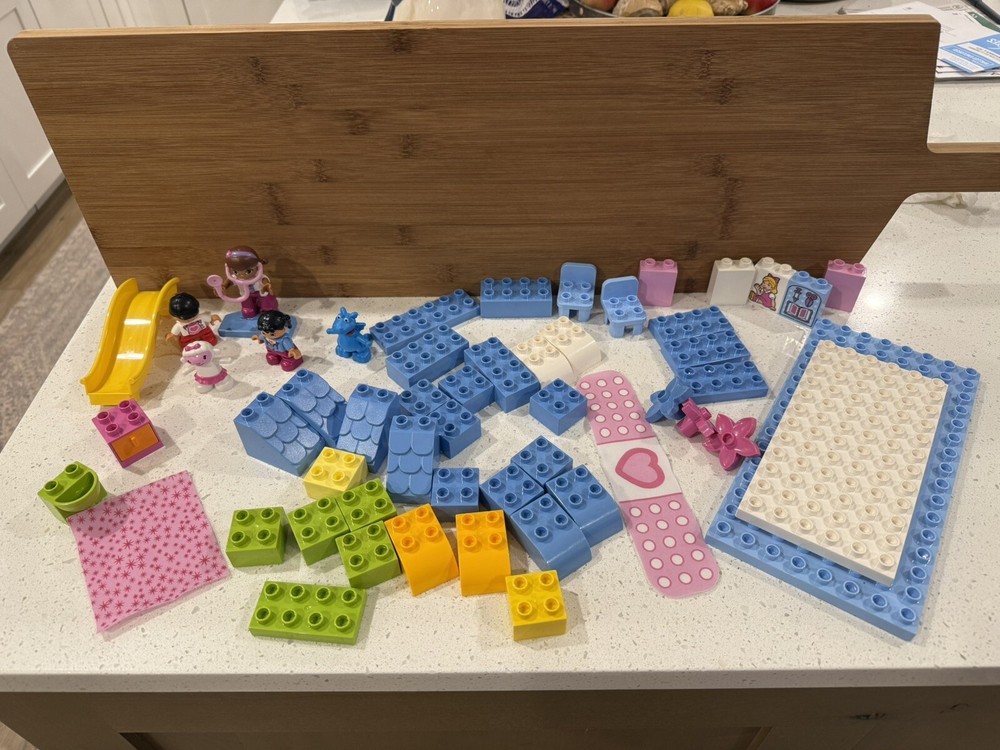 Lego Duplo Disney Doc McStuffins Backyard Clinic 54-Piece Set