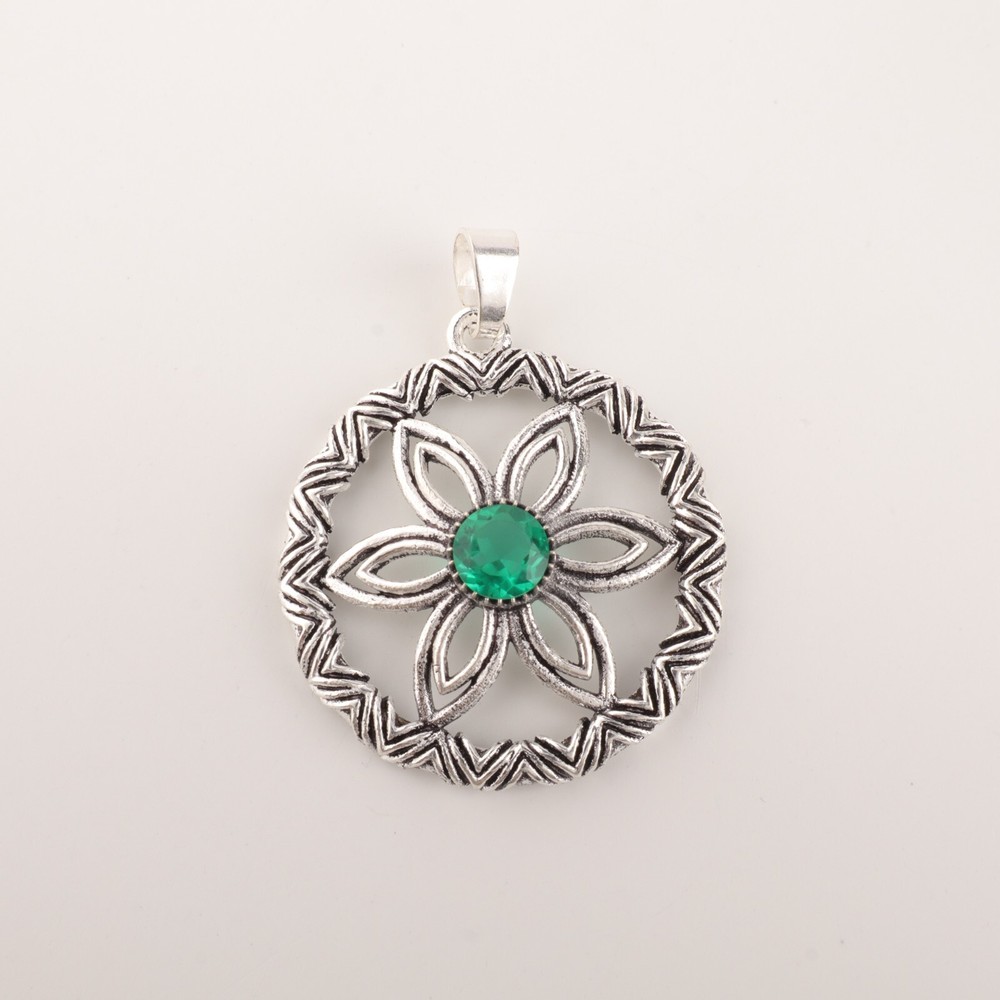 925 Sterling Silver Round May Birthstone Emerald Bezel Pendant Gift