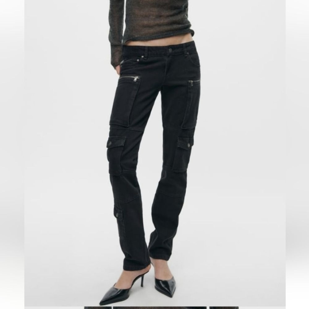 Zara ZW Slim Mid-Waist Cargo Jeans in Size 10 for Women