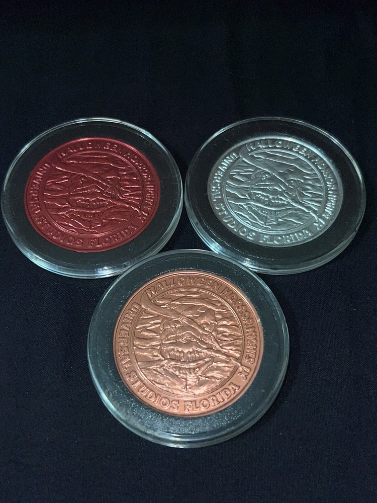 Universal 1999 Halloween Horror Nights Parade Coins RARE HTF Set Of Three