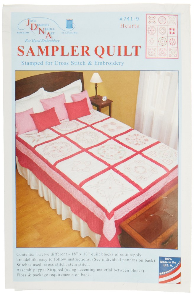 Hearts Sampler Quilt white