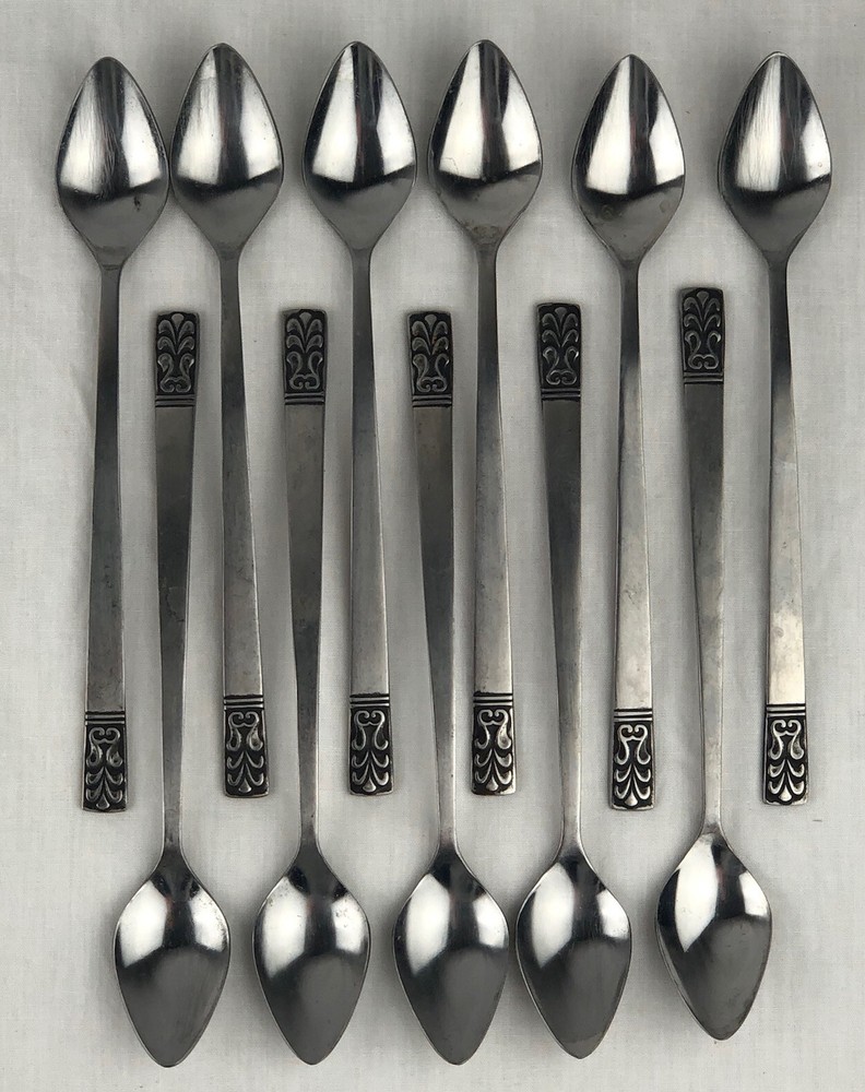 Carlyle Stainless Cameo Flatware 11 Ice Tea Spoons Hong Kong Vintage